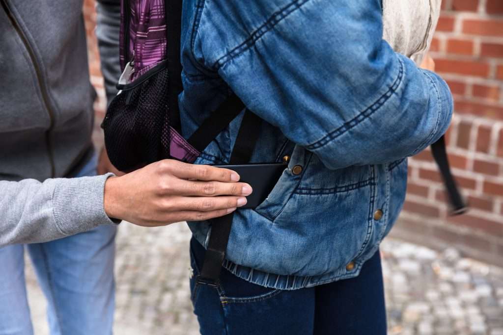 Anti-theft waist packs and waist wallets stop pickpockets